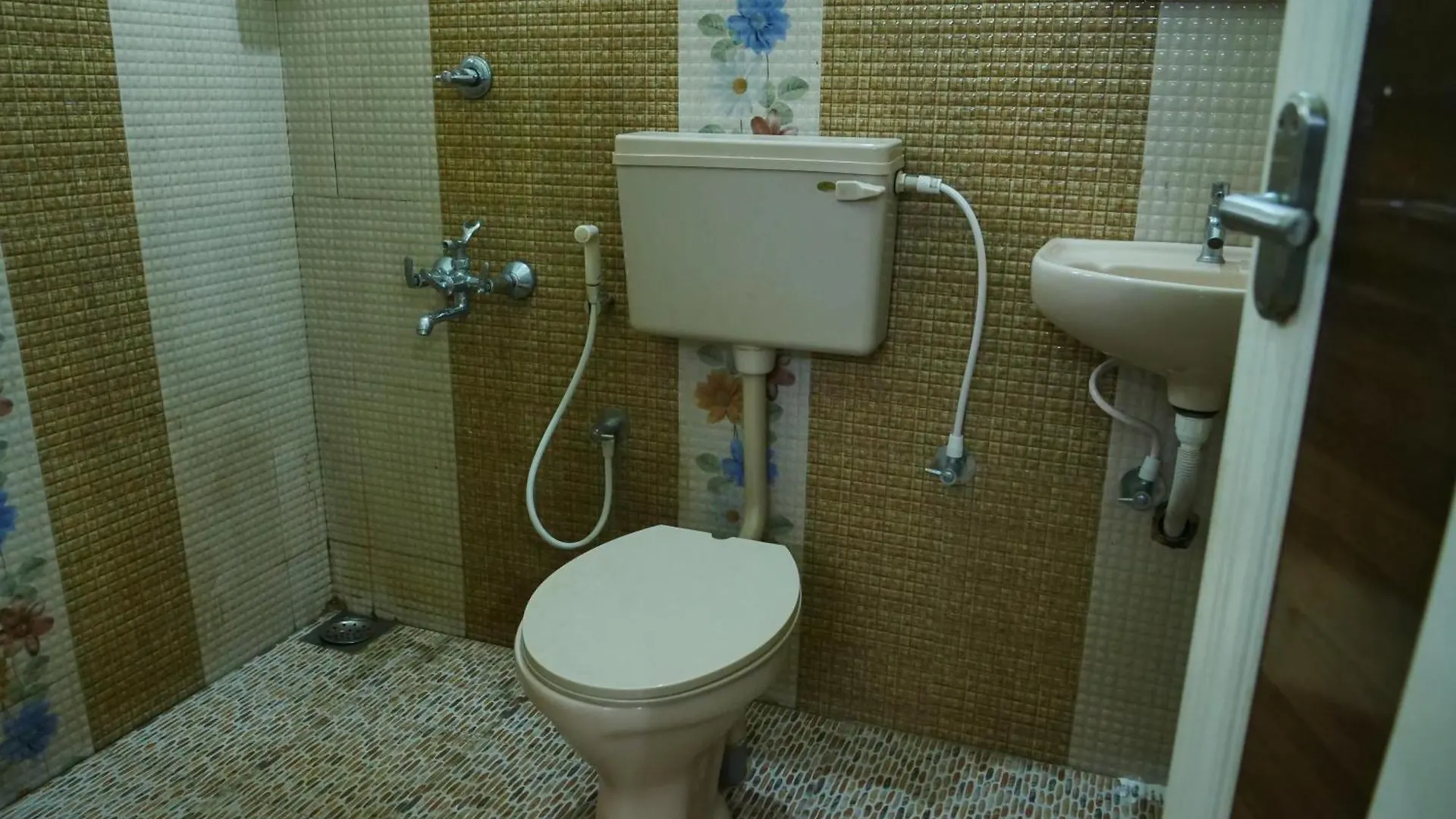 קולאם Dream World Home